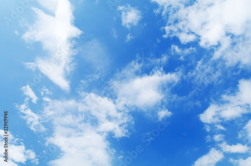 Photo Beautiful blue sky with white clouds