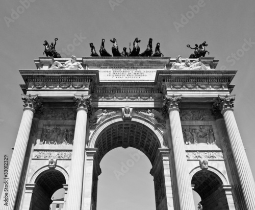 Arco della Pace, Milan photo