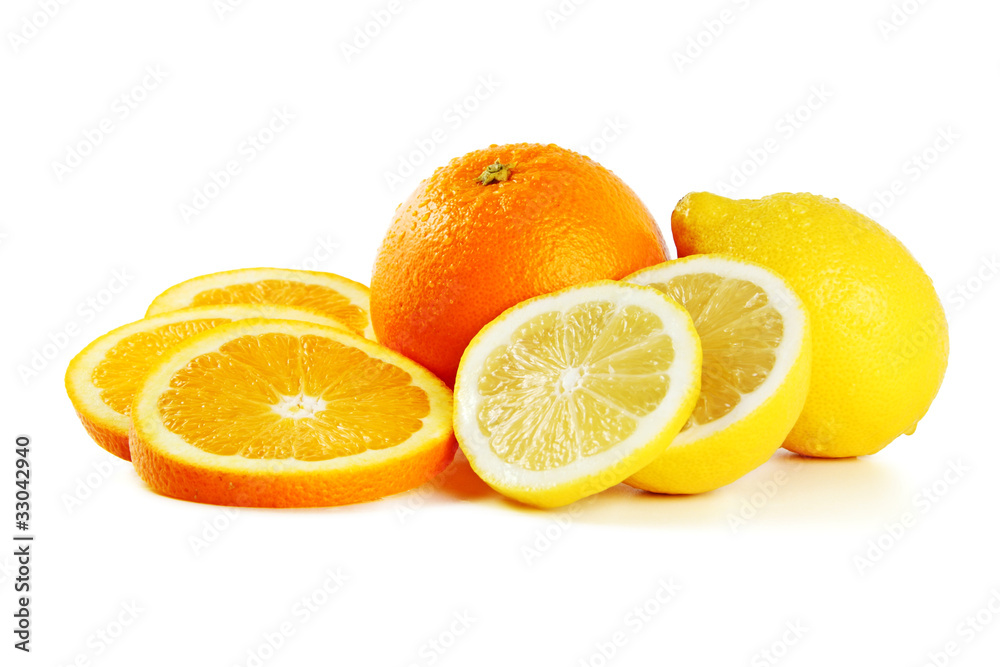 Orange und Zitrone mit Scheiben Orange und Zitrone mit Scheiben