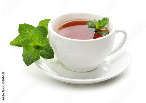 Black tea with fresh mint leaves