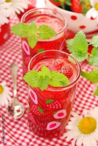 fresh strawberries drink