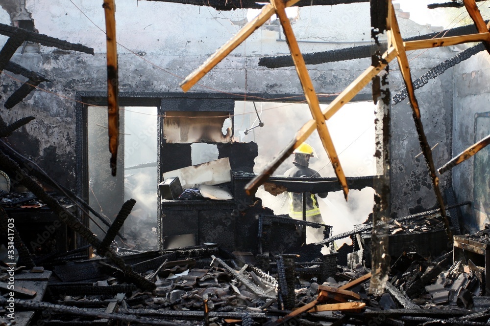 Naklejka premium Burnt Out Home