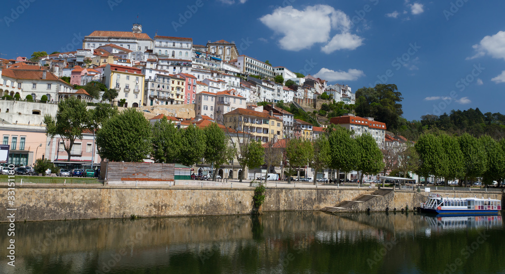 city magnet Coimbra in summer