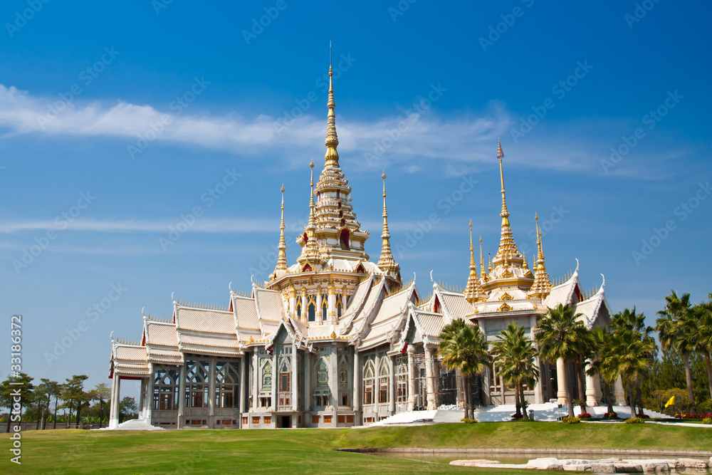 Naklejka premium White temple