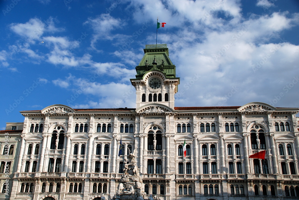 Fototapeta premium Municipio di Trieste, Italia