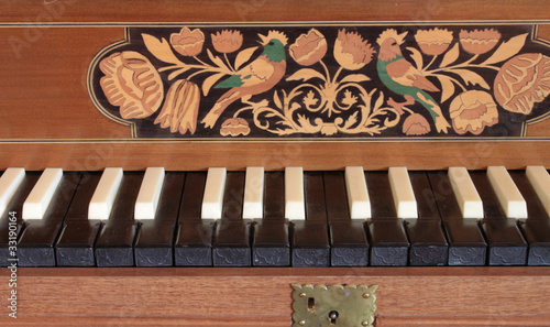 Harpsichord keyboard with lock and inlay
