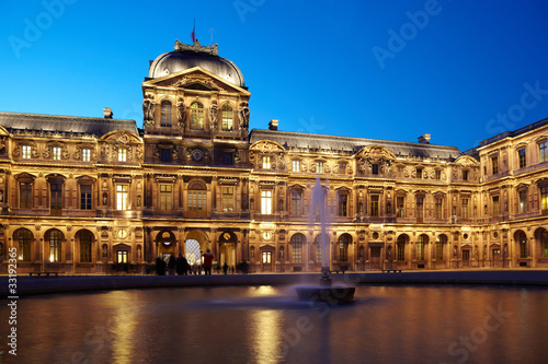 Cour carree of Louvre Fototapet