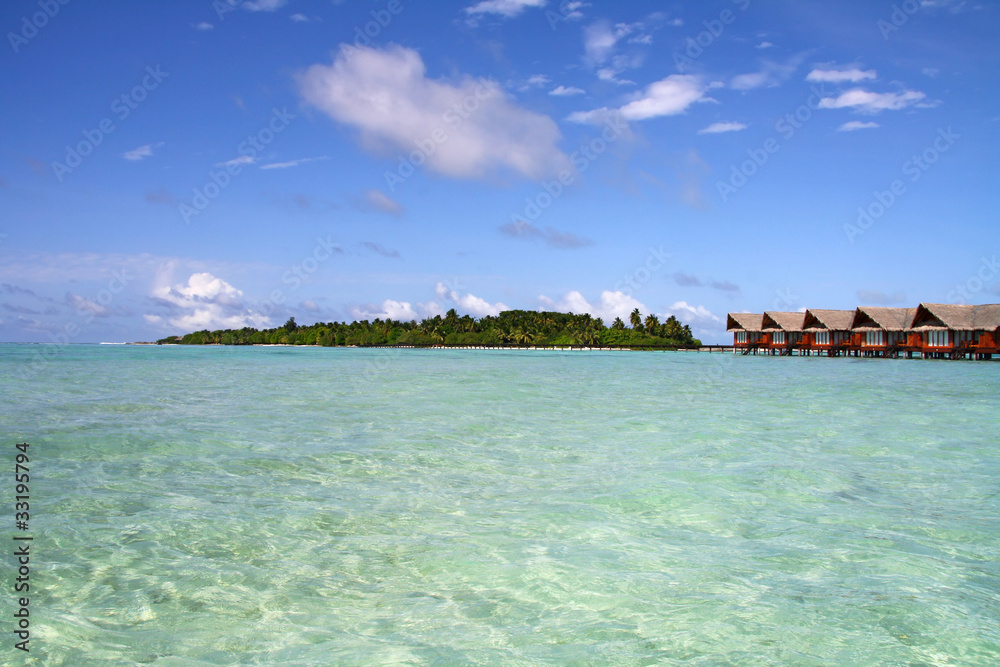 Blue lagoon with ocean villas - Maldives