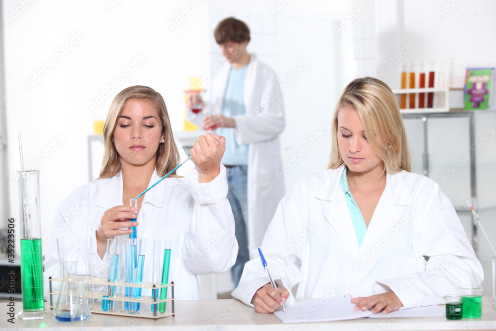 lab technicians lab technicians