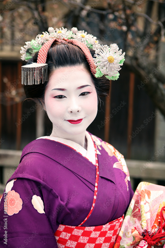 Maiko's face Maiko's face