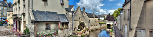 HDR du centre historique de Bayeux - Moulin à eau