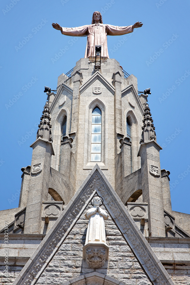 Fototapeta premium Christus Statue auf dem Tibidabo in Barcelona