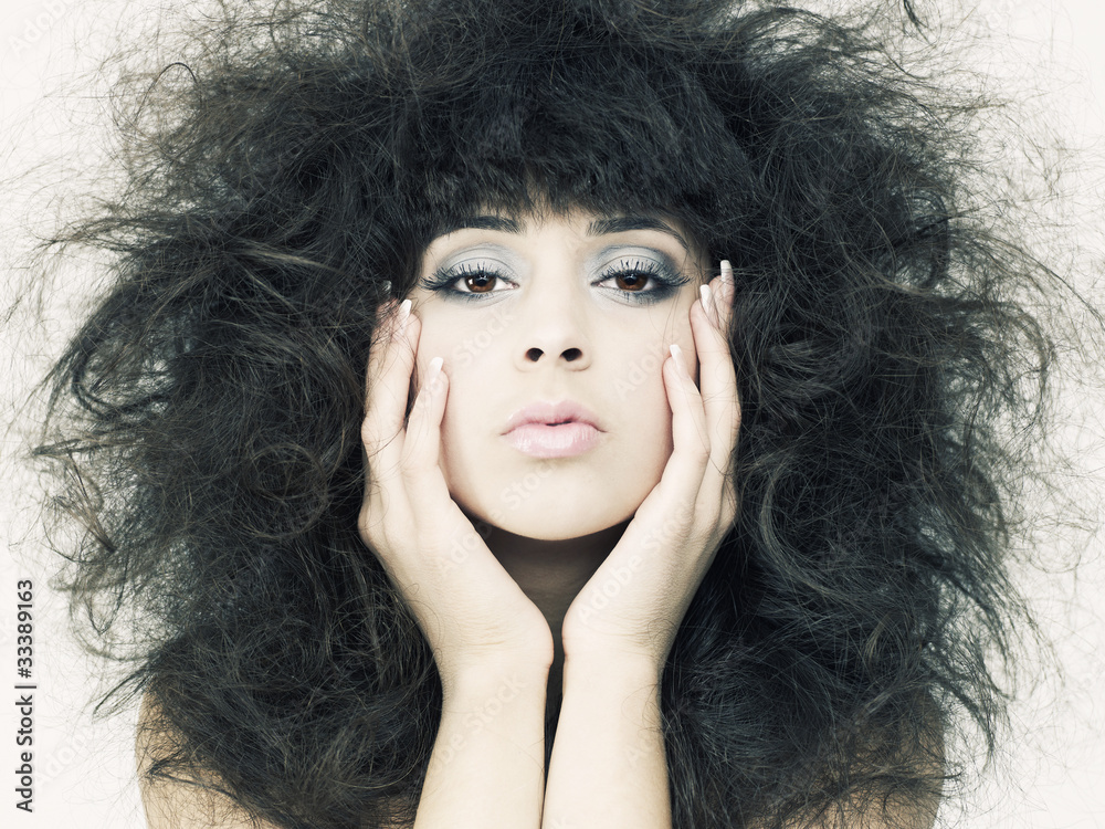 Naklejka premium Beautiful woman with magnificent hair