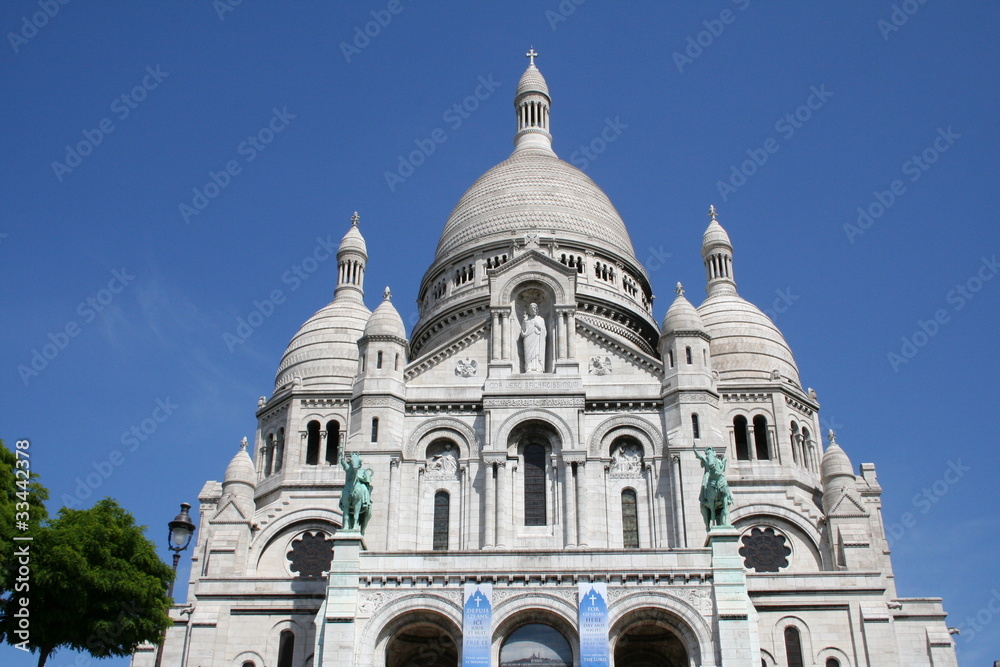 sacre coeur church in Paris