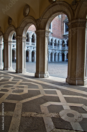 Venezia, cortile interno di Palazzo Ducale 3
