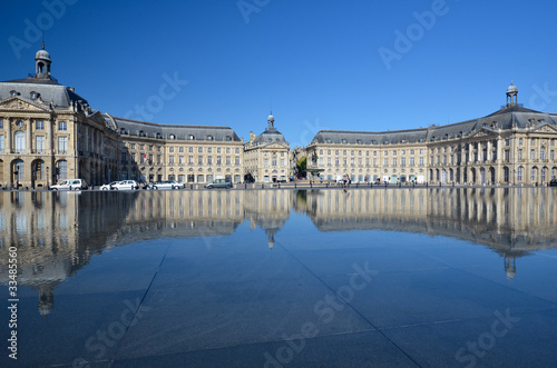 Les reflets de Bordeaux © Yvann K