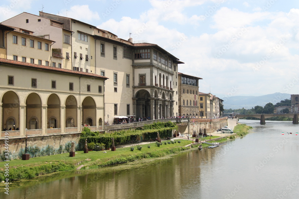 Fleuve Arno à Florence, Italie
