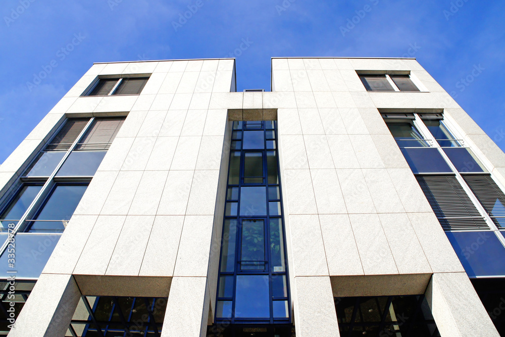 haus vor blauem himmel #2 haus vor blauem himmel #2