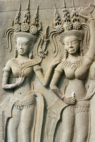 angkor asparas in bayon temple, cambodia