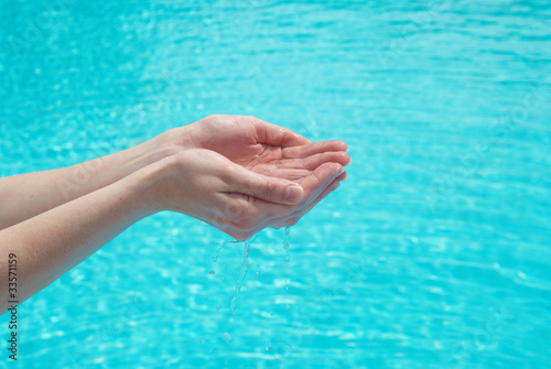 Human hands with water © Pavlo Vakhrushev