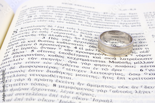 ring on the bible