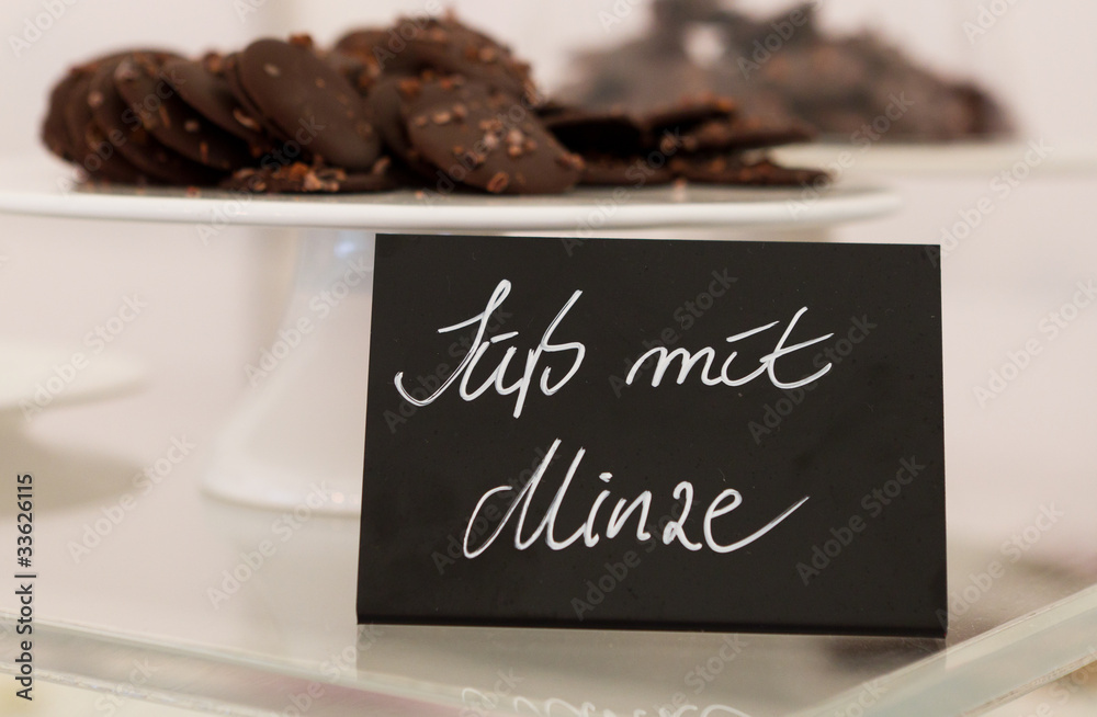 Schokoladenkekse mit Minze