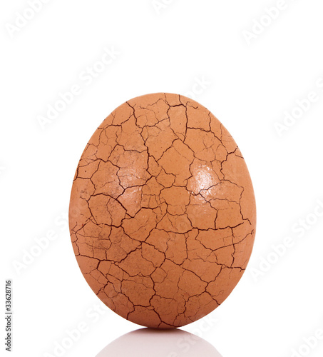 uovo con guscio rotto