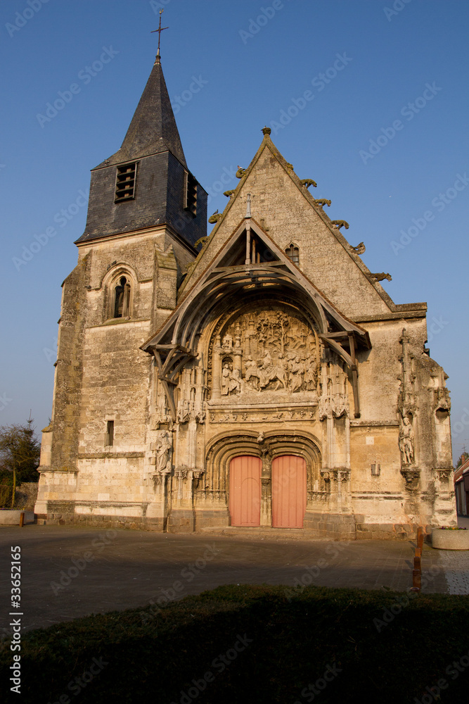 L'église gothique flamboyant de La Neuville les Corbie