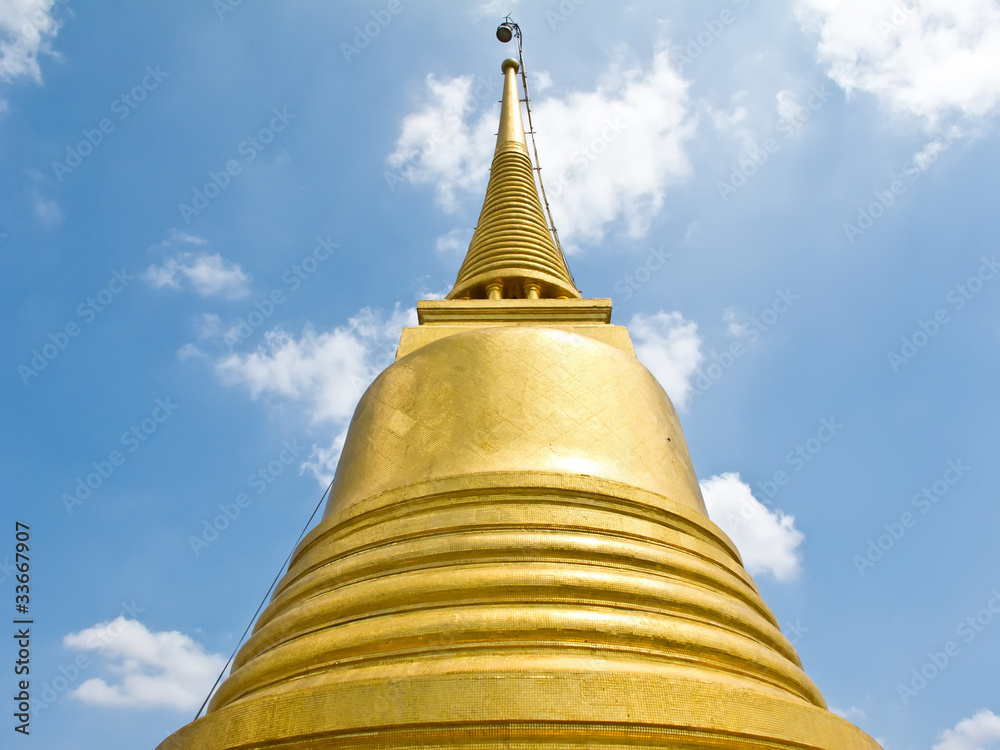 Mountain golden Pagoda (horizontal) Mountain golden Pagoda (horizontal)