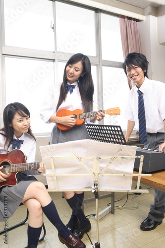 軽音楽部