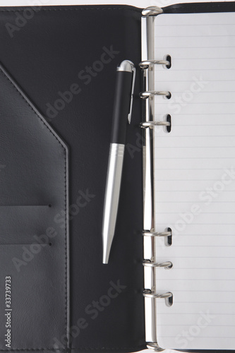 Wallpaper Mural システム手帳とペン Torontodigital.ca