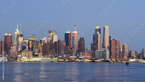 New York City Manhattan waterfront © rabbit75_fot
