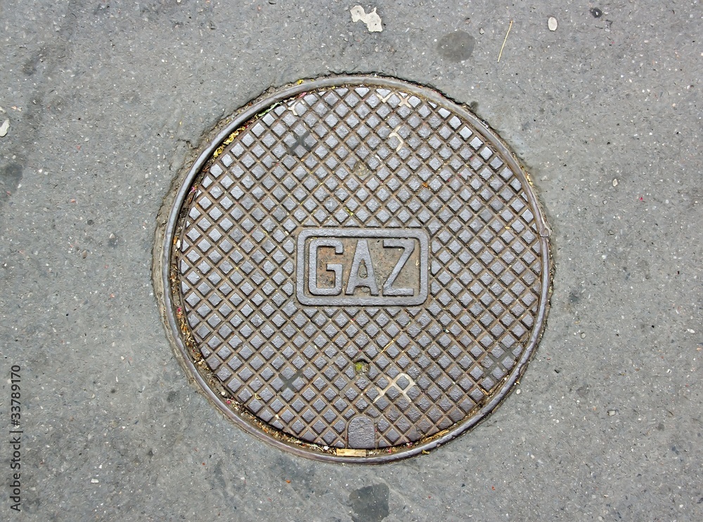 plaque au sol d'accés au gaz