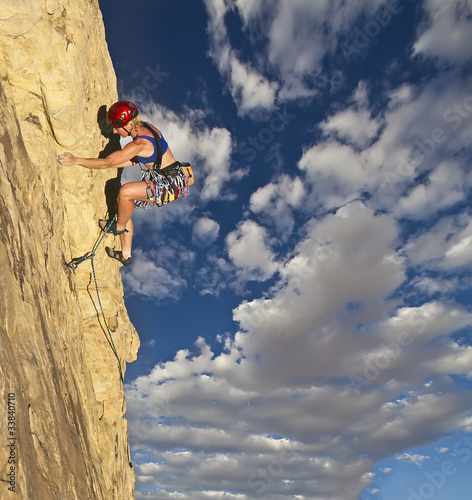 Fotografija Female rock climber.