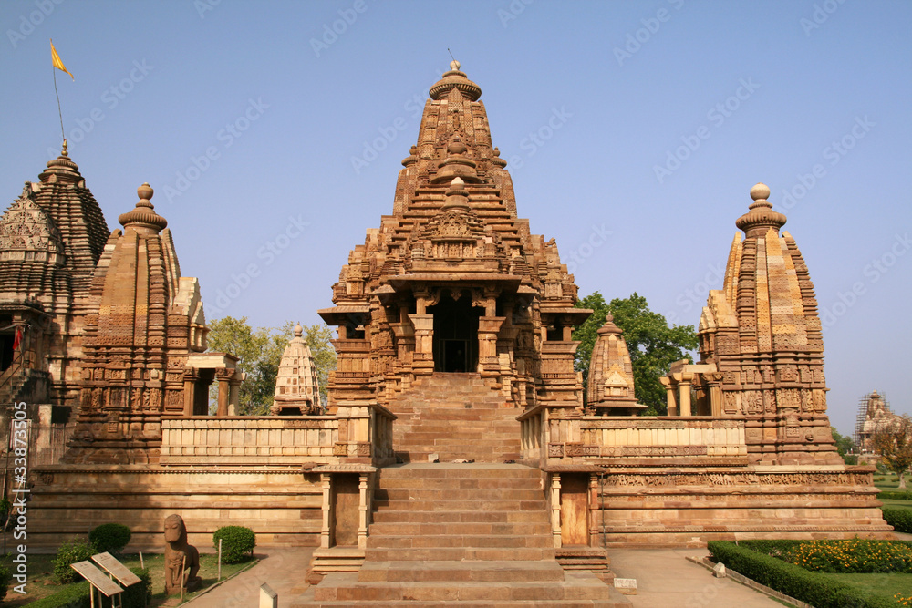 インドの世界遺産 カジュラーホの建造物群 ラクシュマナ寺院