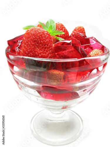 strawberry dessert with pudding and jelly