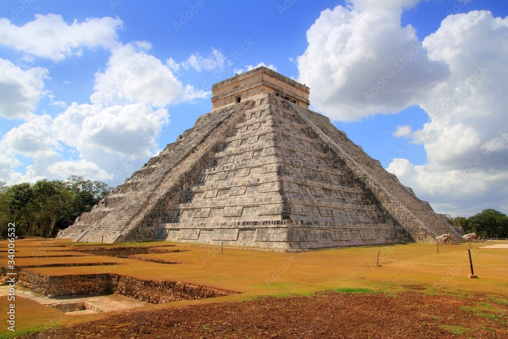 Chichen Itza Kukulcan Mayan Pyramid El Castillo