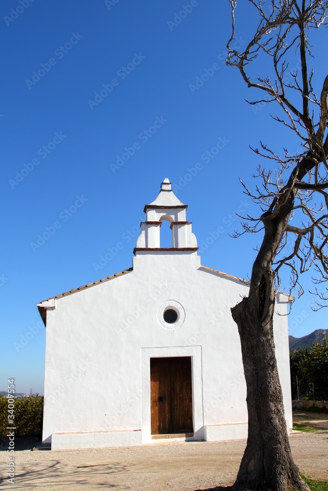 Ermita la Xara Simat de la Valldigna white church