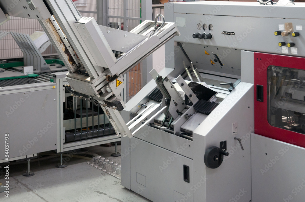 Post press finishing line machine