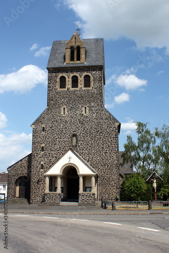 Church in Alzheim in a district of Mayen © Maria Douwma