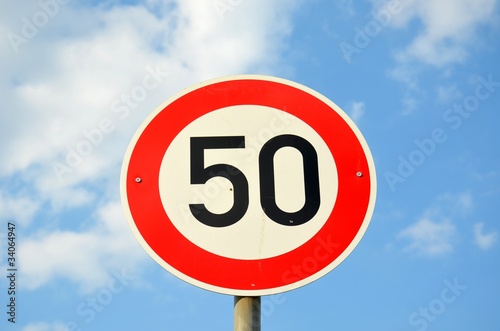Höchstgeschwindigkeit "50"