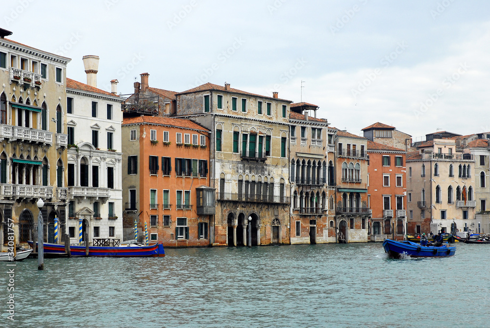 Italy, Venice along the grand canal in Cannaregio area.