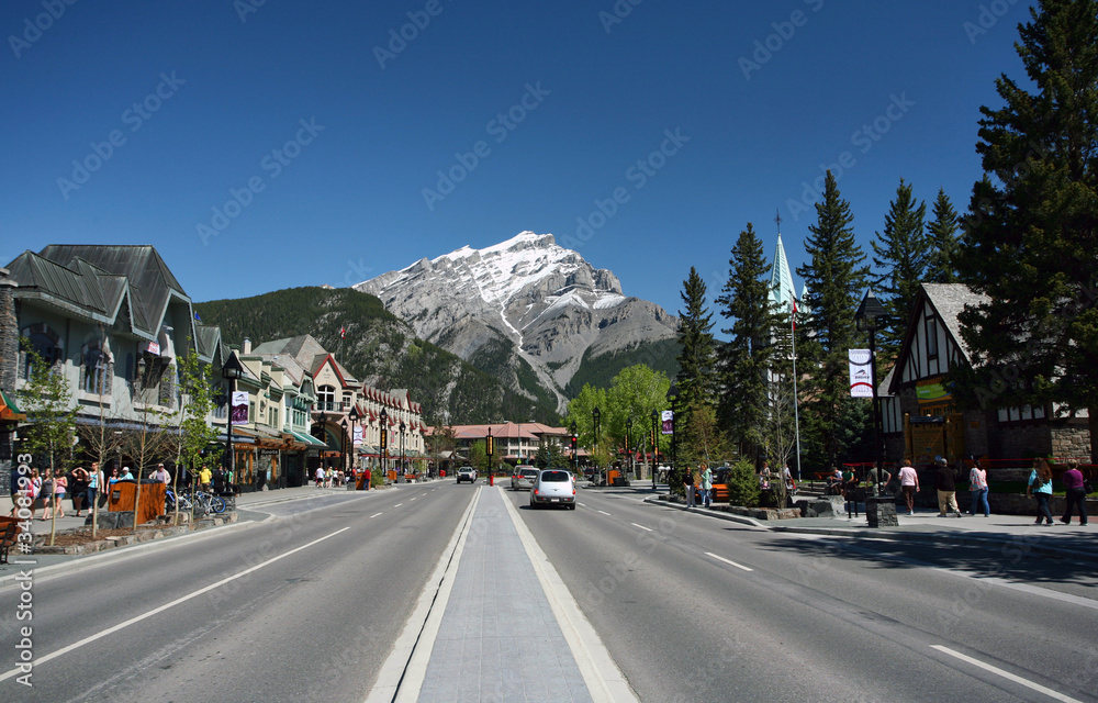 Main Street, Banff - obrazy, fototapety, plakaty 