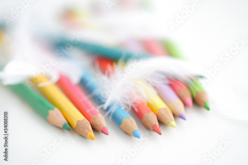 色鉛筆と天使の羽