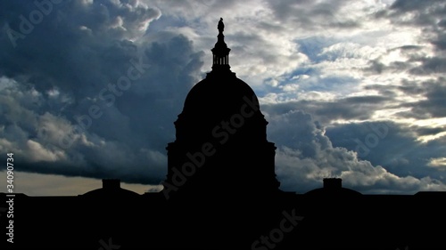 White_house_storm