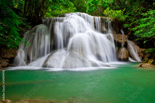 Fototapeta Naklejka Na Ścianę i Meble -  Deep forest Waterfall in Thailand