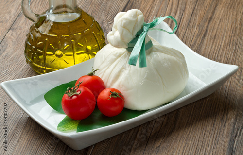 burrata photo