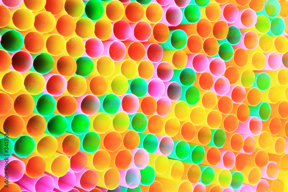 Straw colored. Straw colored.