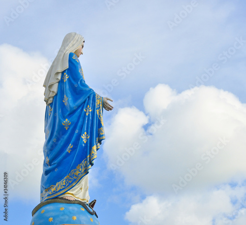 VIrgin Mary Statue