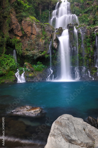 Cascade et bassin des Aigrettes  La R  union.